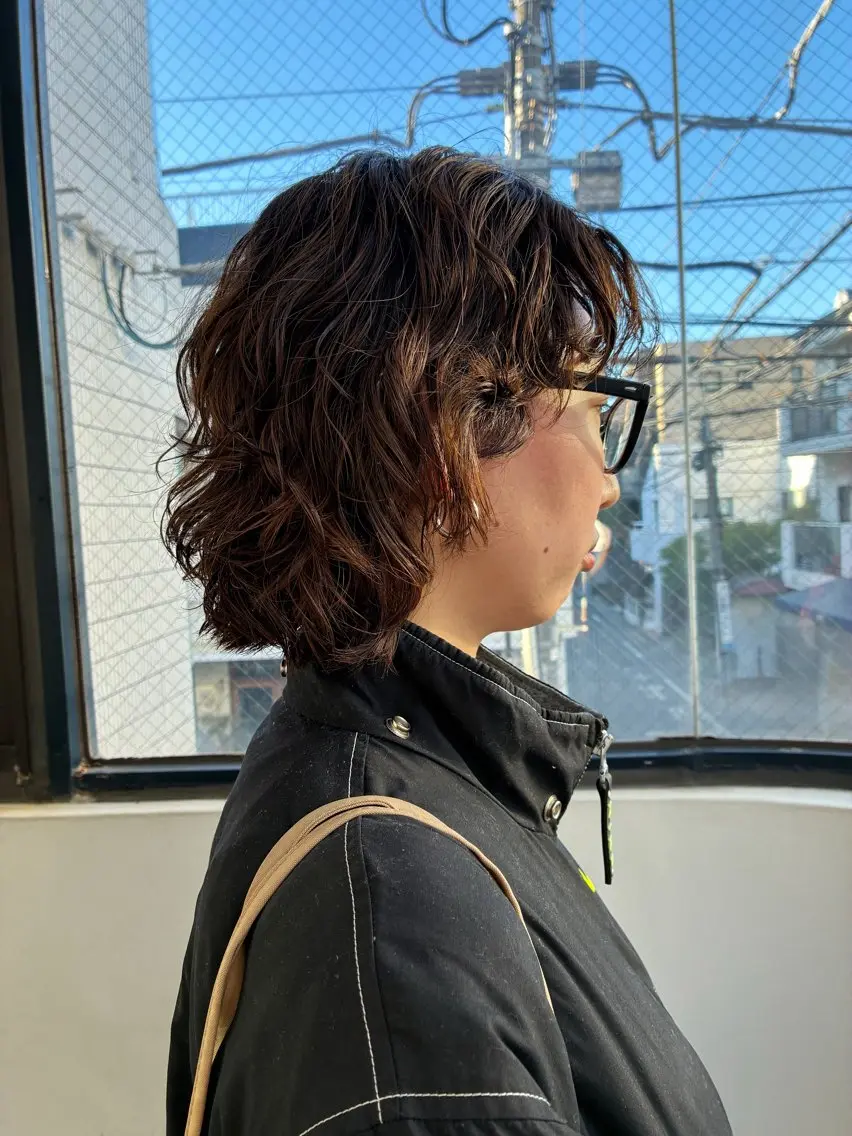 ミディアム パーマ レイヤーカット カット パーマ レイヤーパーマ 竹之内竜矢のヘアスタイル