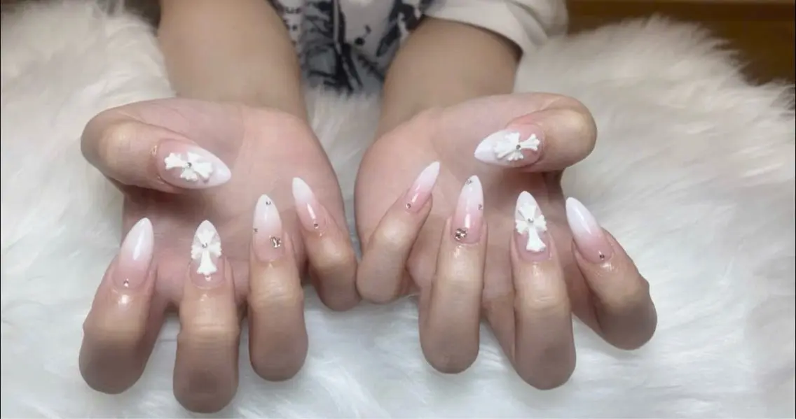 ネイル ハンドネイル REI NAIL1のネイルデザイン