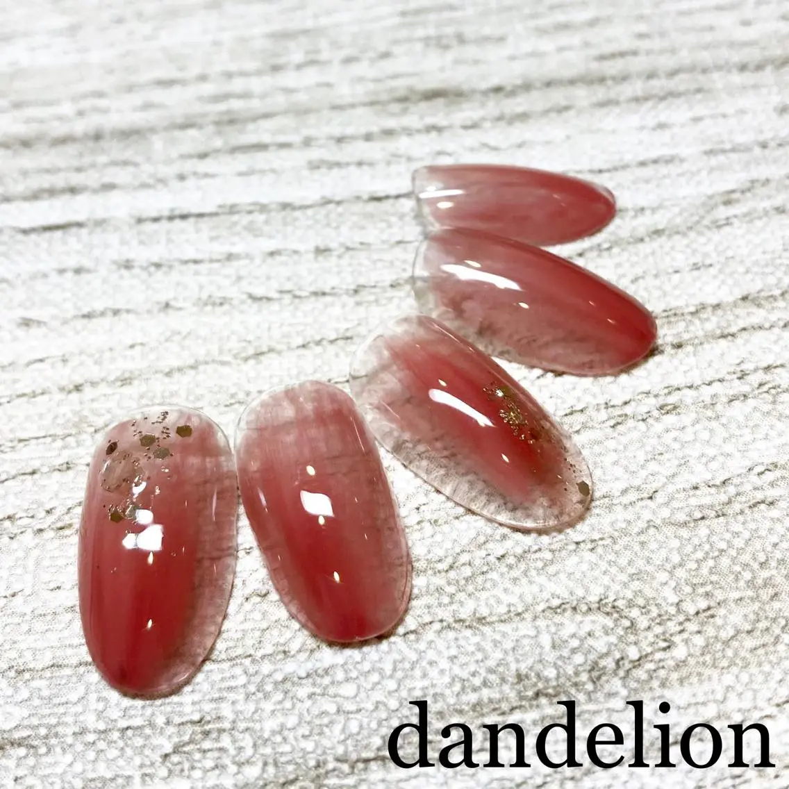 ネイル ハンドネイル ハンドケア dandelion ダンデライオンのネイルデザイン
