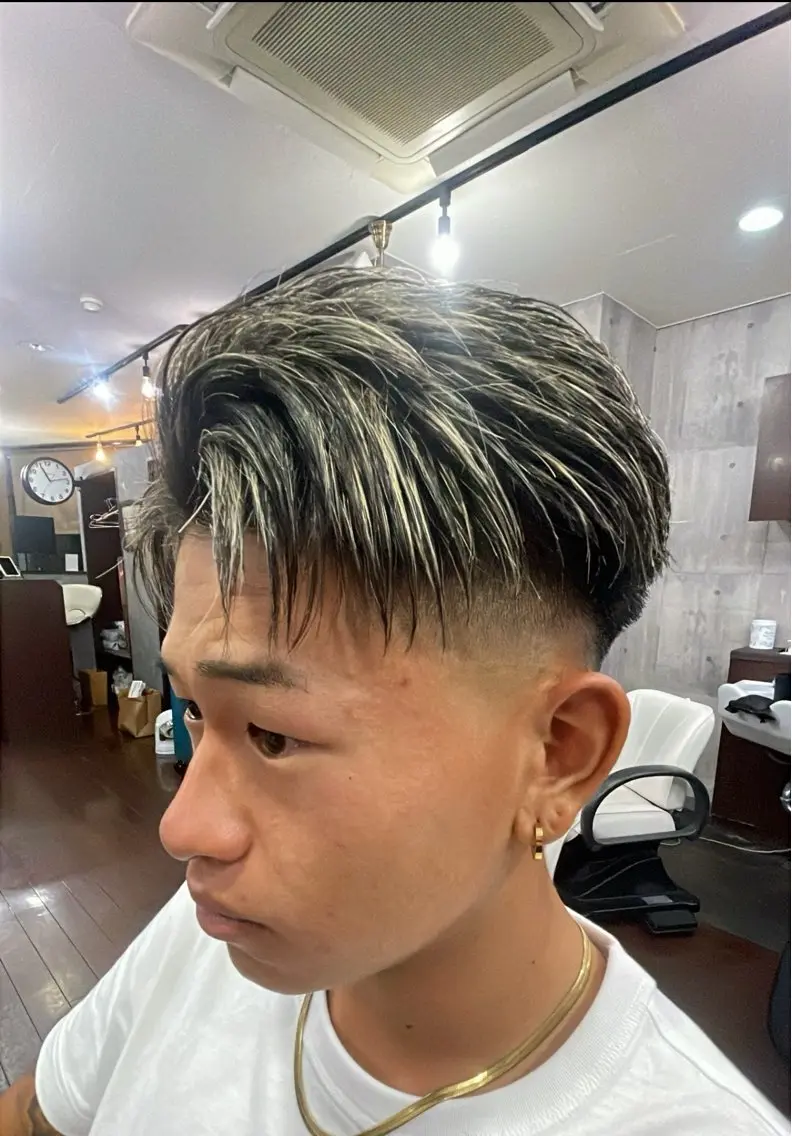 ショート メンズ フェードカット メンズメッシュ 延原 雄大のヘアスタイル