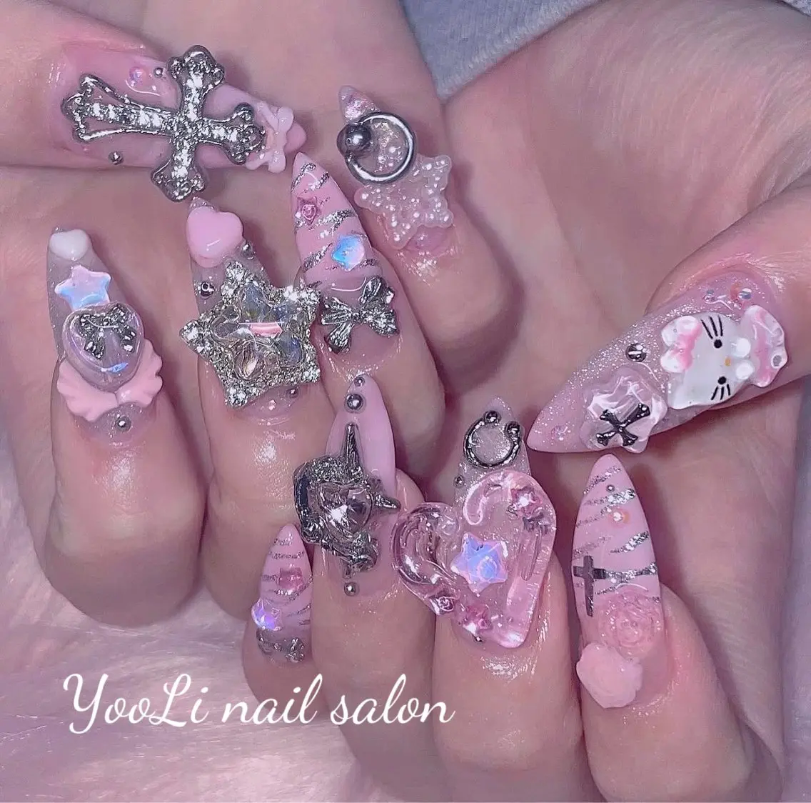 ネイル アートネイル オーロラネイル チークネイル フレンチネイル ガラスフレンチ ハンドネイル 🎀🎀YooLi Nail Salonのネイルデザイン
