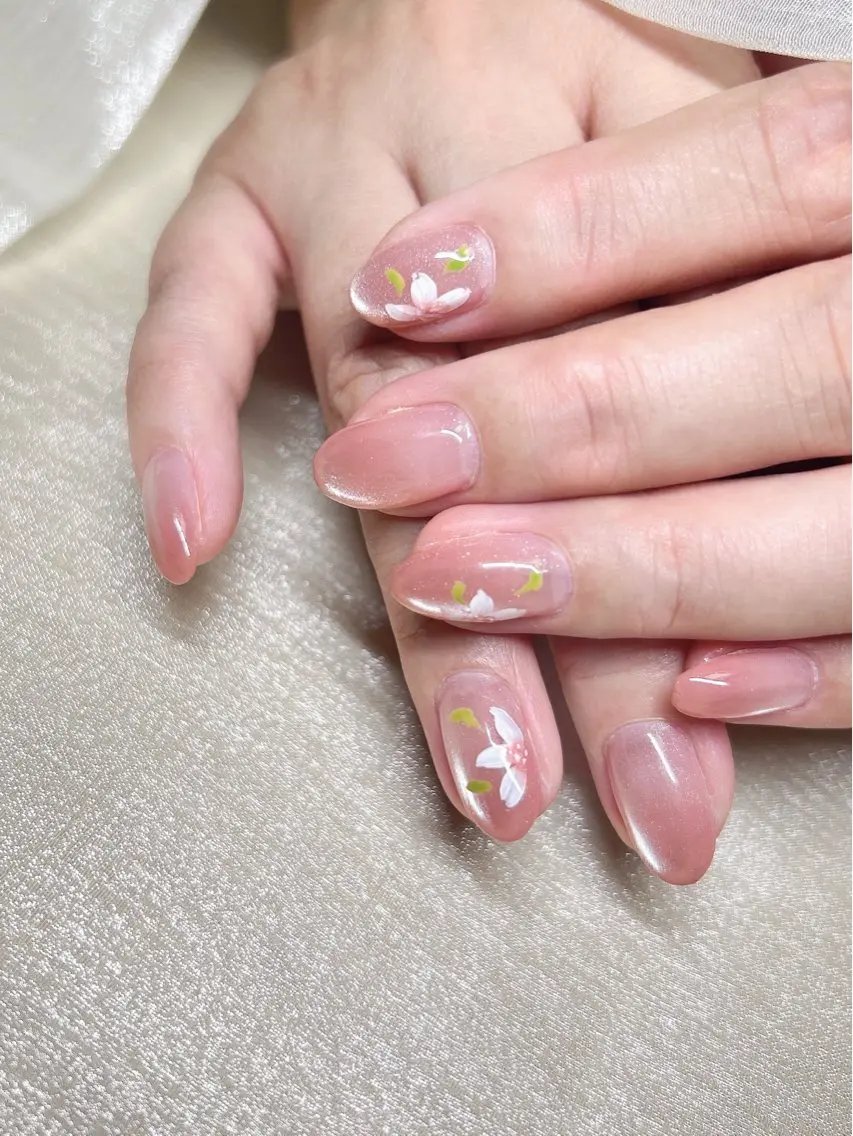 ネイル LUKA NAILのネイルデザイン
