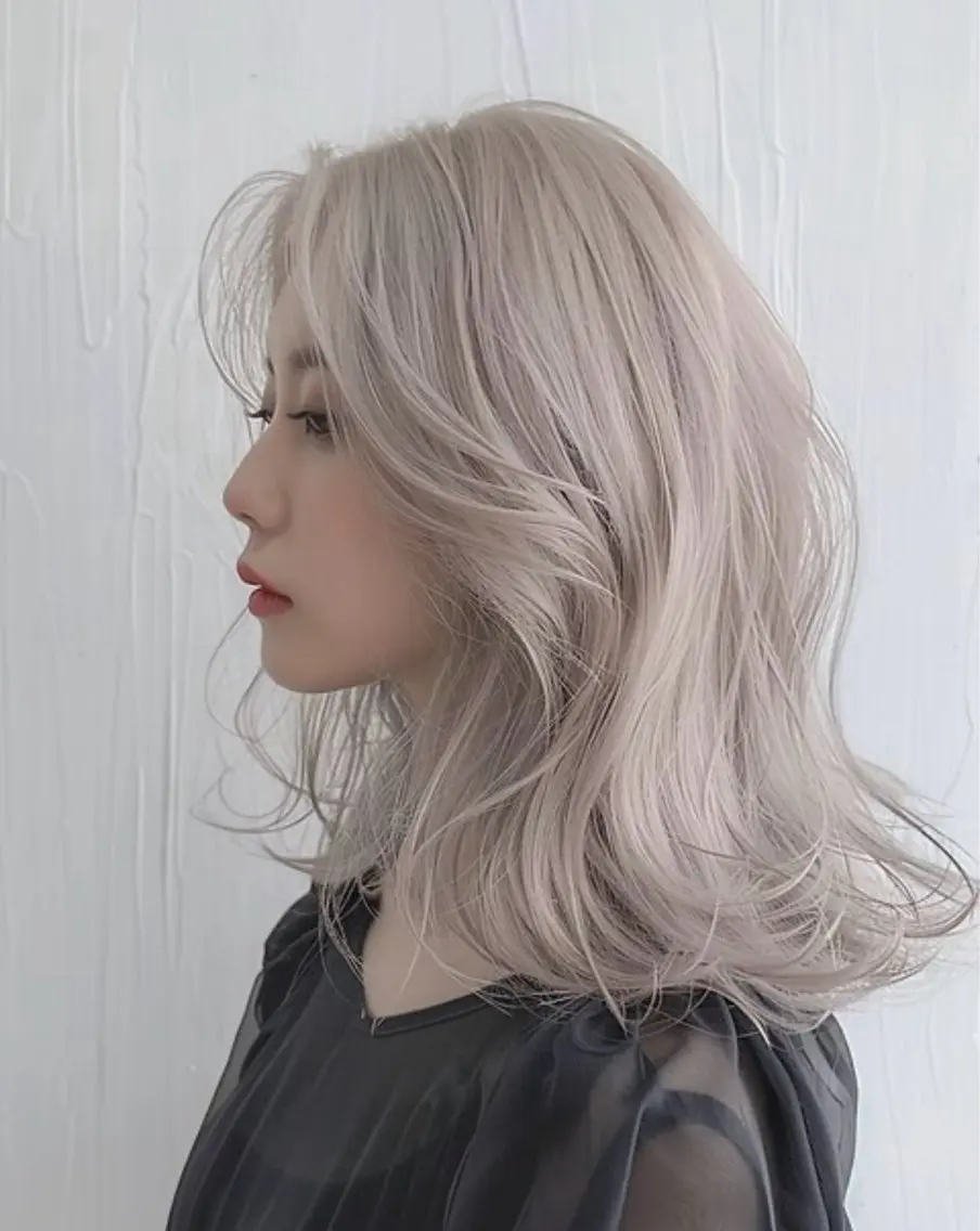 似合わせカット💇‍♀️➕2ブリーチオンカラー✨️の写真