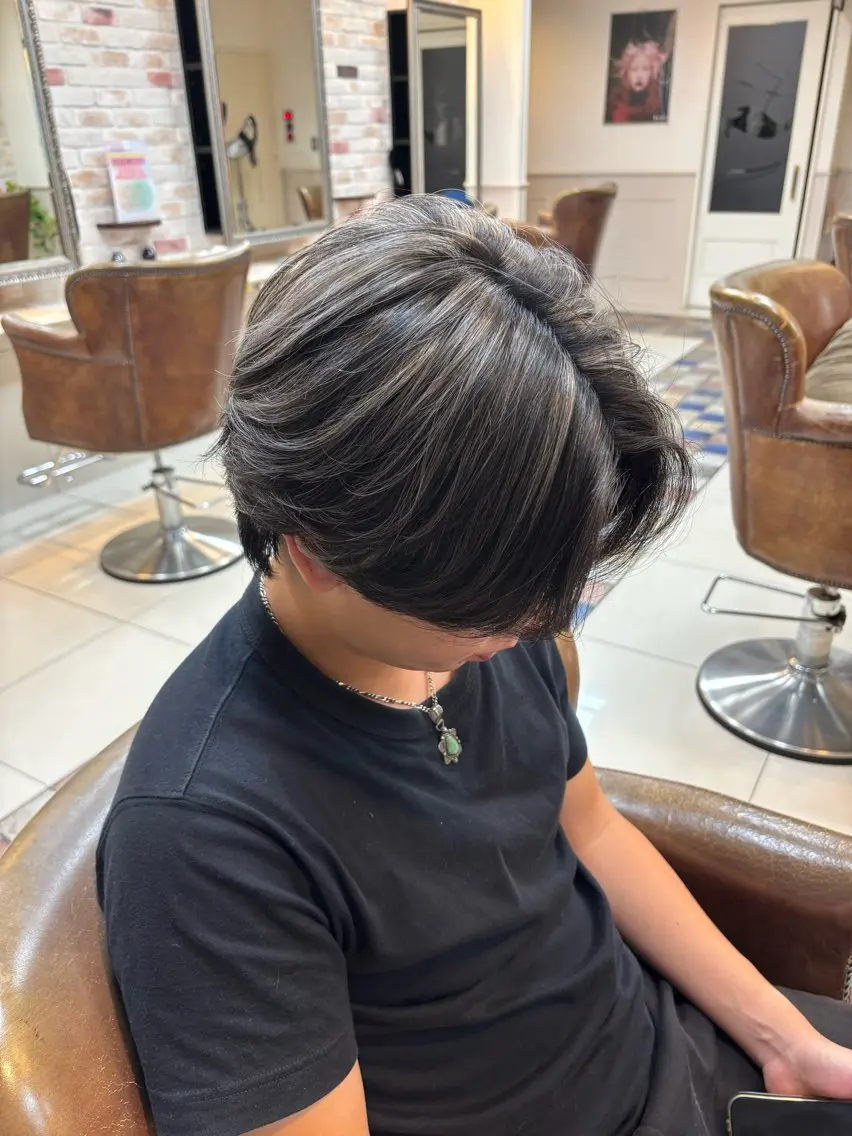 カラー メンズ 田村 柊真のヘアスタイル