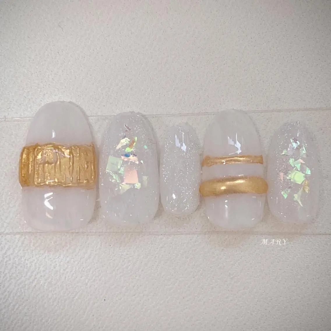 ネイル ニュアンスネイル ワンカラーネイル ホワイト ハンドネイル Mary nail .narumiのネイルデザイン