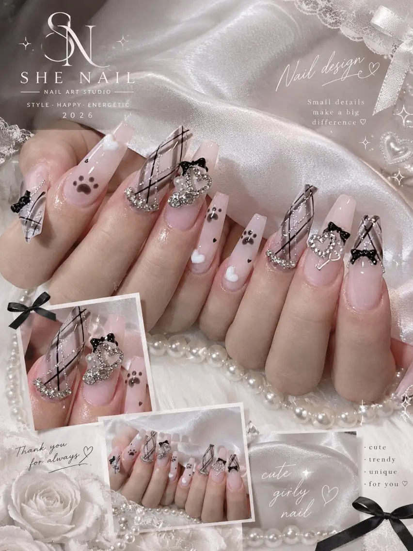 ネイル アートネイル ガーリー 韓国ネイル ロングネイル 持ち込み ハンドネイル 博多 SHE Nailのネイルデザイン