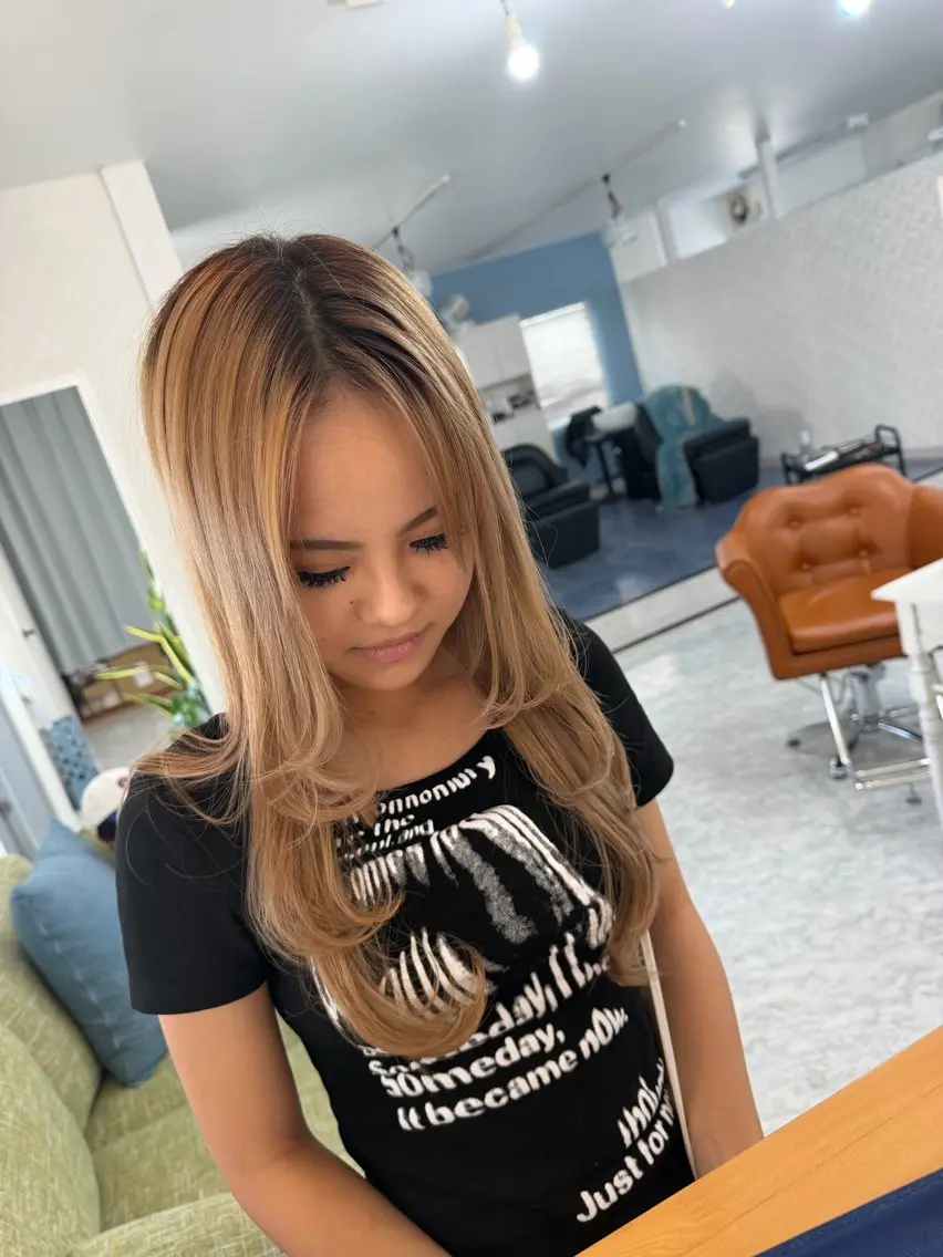 ロング カット MAEDA YUKIのヘアスタイル