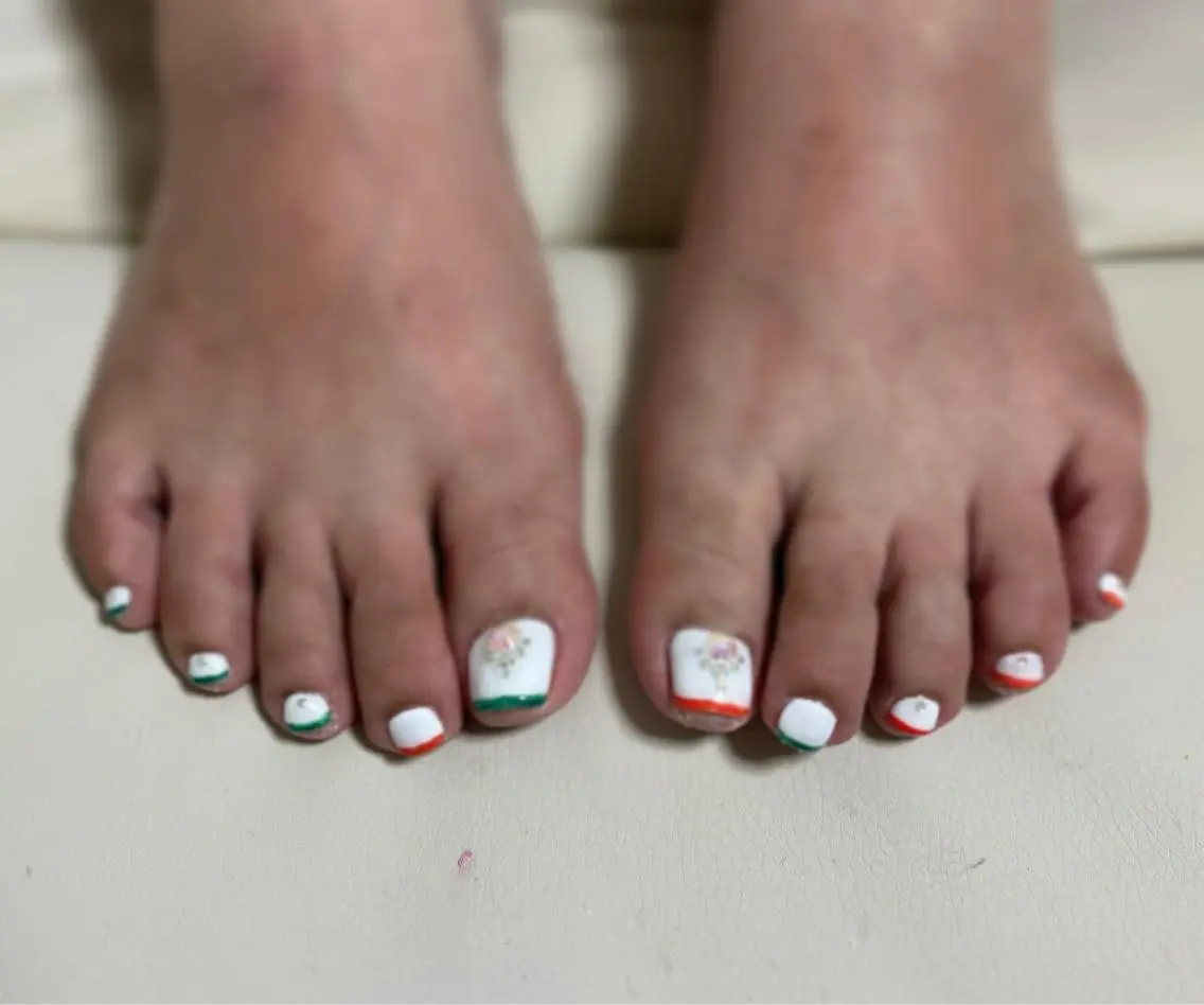 ネイル フットネイル nail M&Tのネイルデザイン