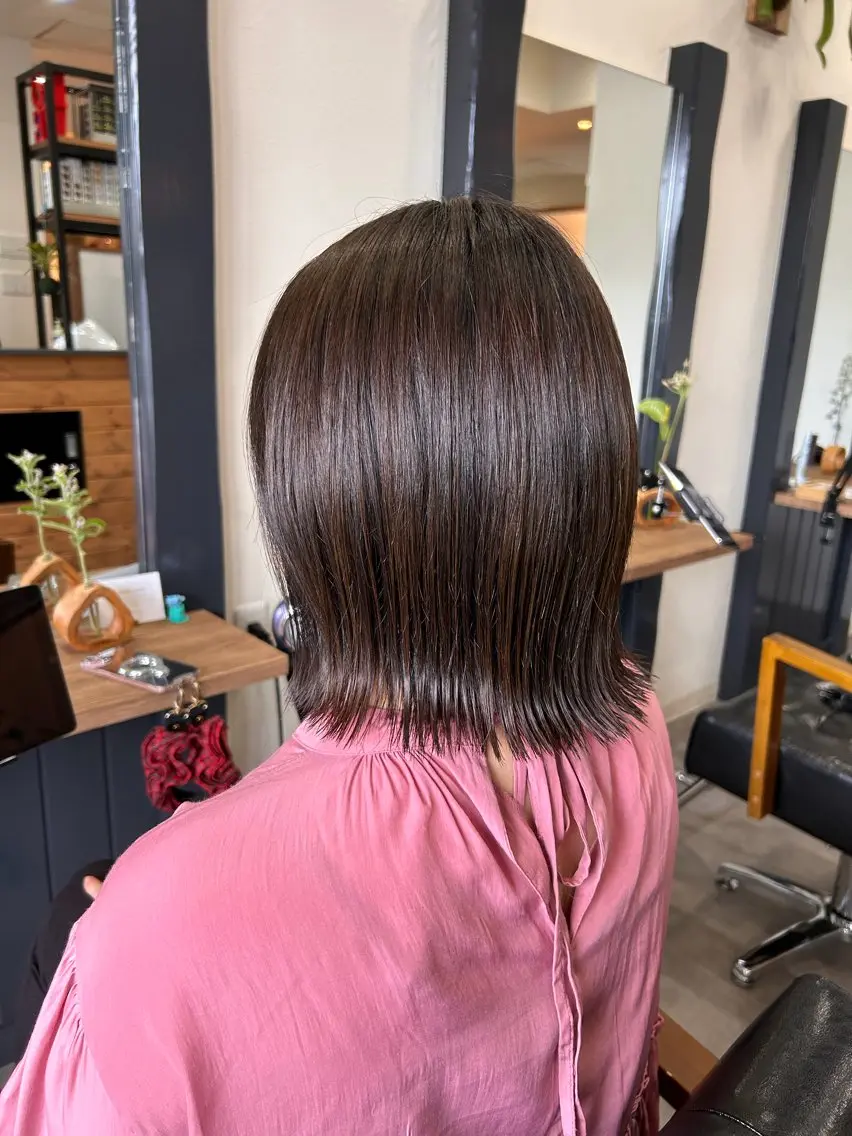 ミディアム ボブ カット ヘアカラー トリートメント GeeNY / Reikaのヘアスタイル