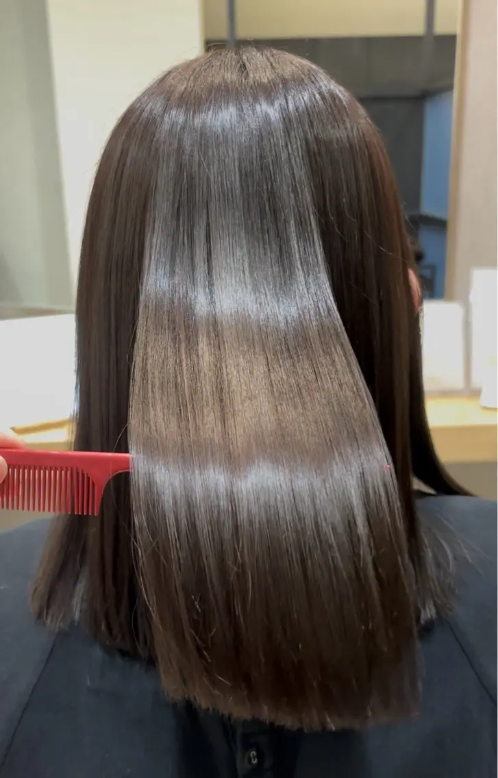 カラー 櫻井 沙恵のヘアスタイル
