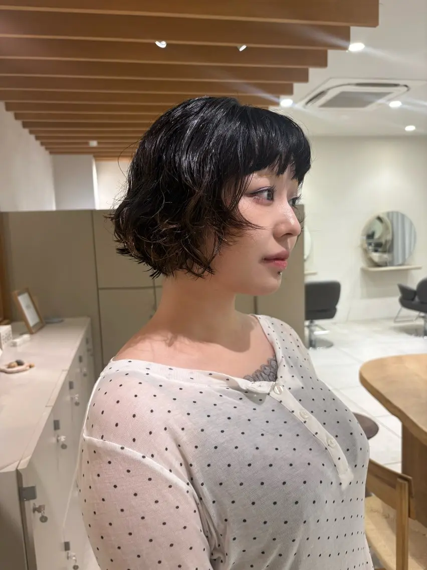ショート パーマ 顔周りカット パーマ カラーモデル/ 矢場町/リリカのヘアスタイル