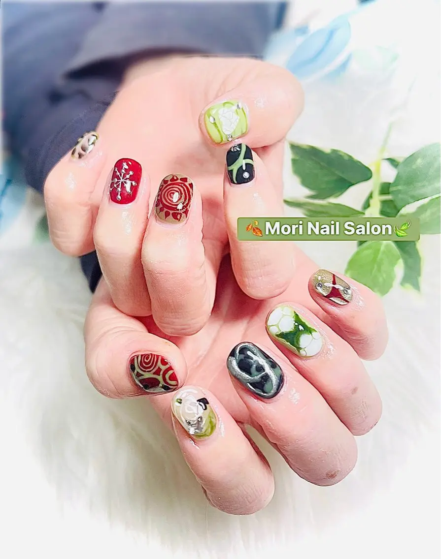 ネイル アートネイル ハンドネイル MORI ネイル SALONのネイルデザイン