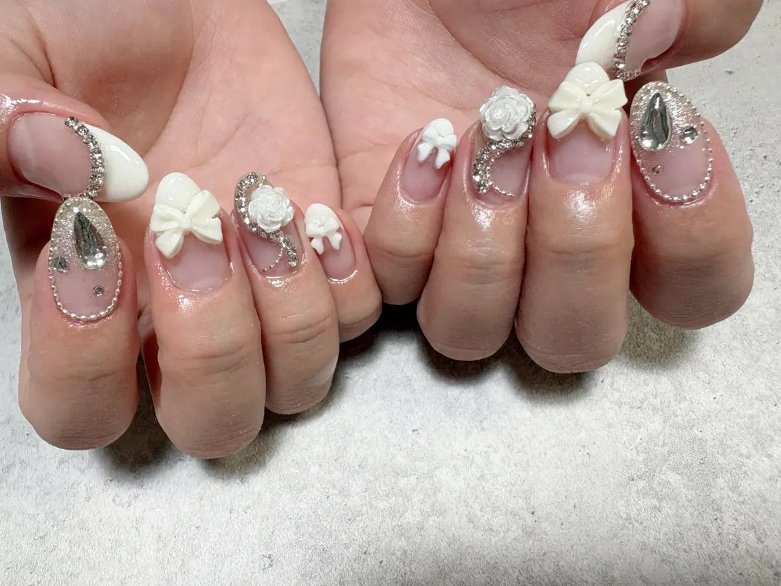 ネイル アートネイル キラキラネイル gypso.267 🌷SETO🌷のネイルデザイン