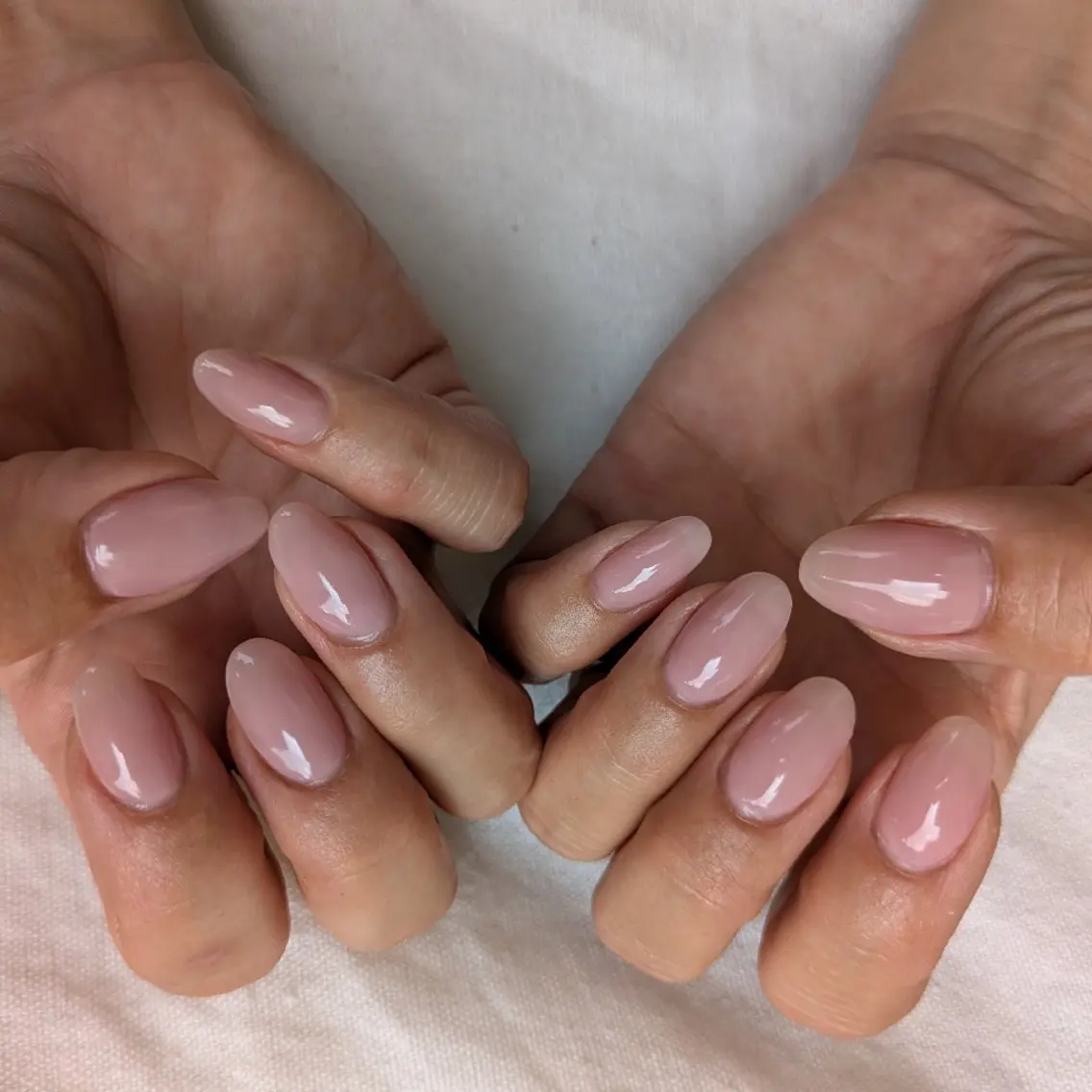 カラー ピンクカラー ハンドネイル La VieNail 【ラヴィネイル】

のネイルデザイン