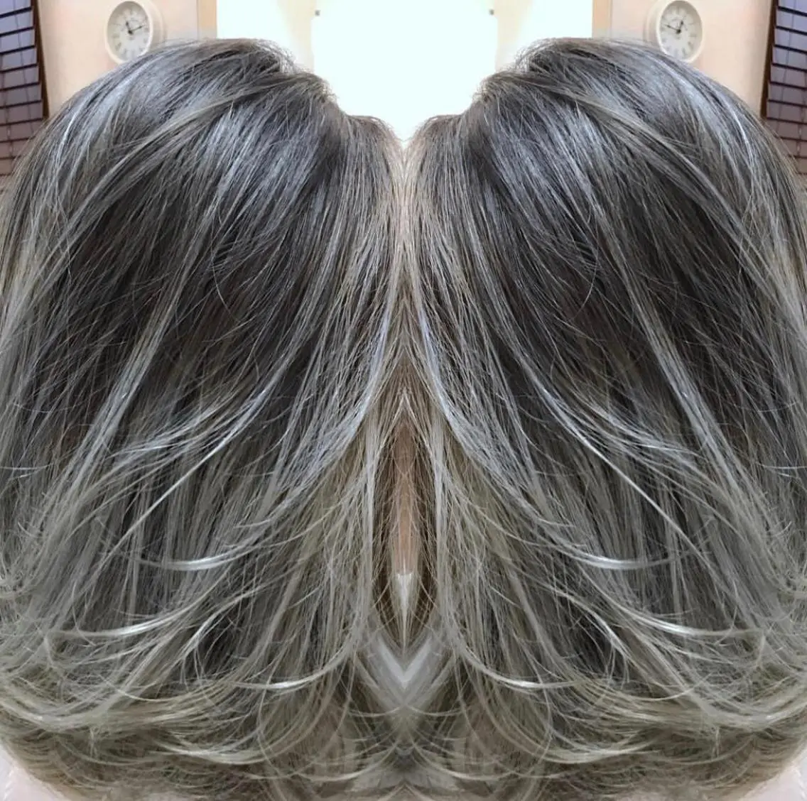 セミロング カラー ヘアアレンジ バレイヤージュ レイヤーカット ヘアカラー 濱田 ヒデキのヘアスタイル