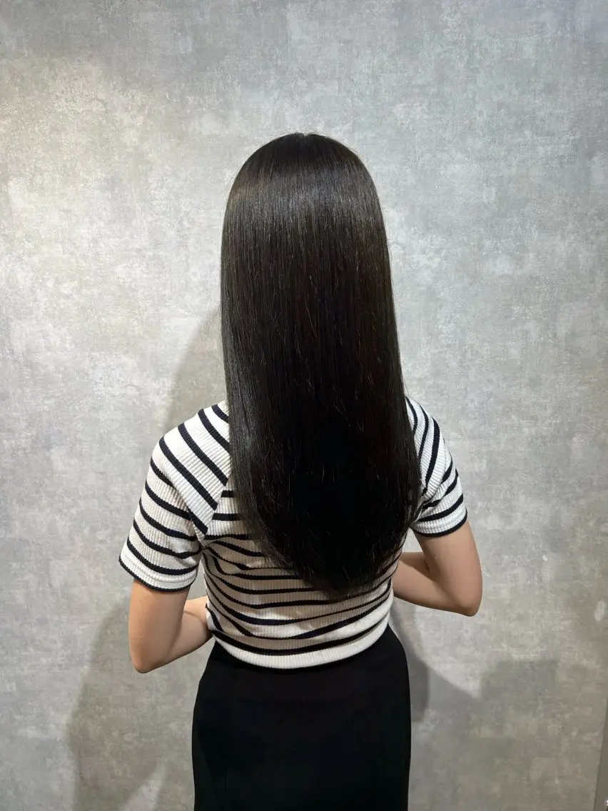 ロング カラー 𝐒𝐇𝐔𝐑𝐈 🦋艶カラー🦋のヘアスタイル