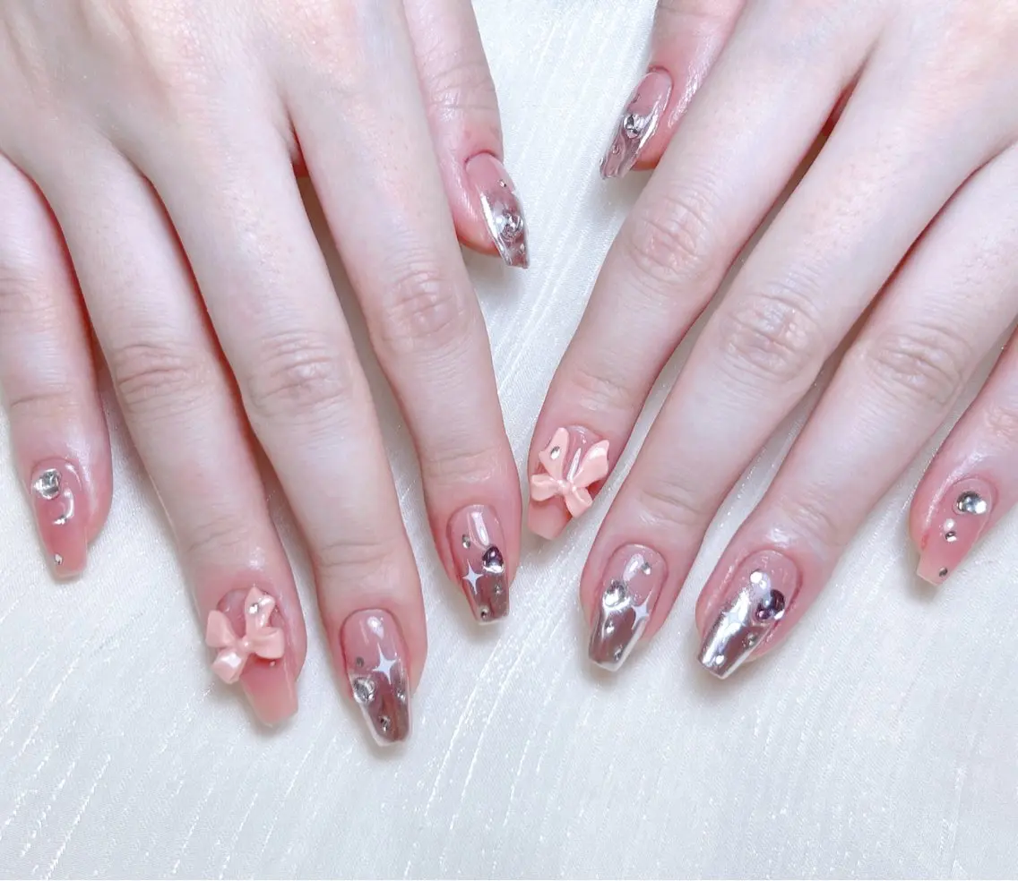 パーマ ハンドネイル 🎀M nails✨ ビューティーのネイルデザイン
