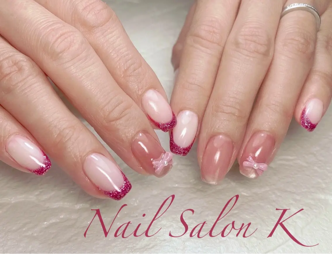 ネイル フラッシュネイル フレンチネイル マグネットネイル ピンク ハンドネイル Nail Salon K 🧸美爪育成のネイルデザイン