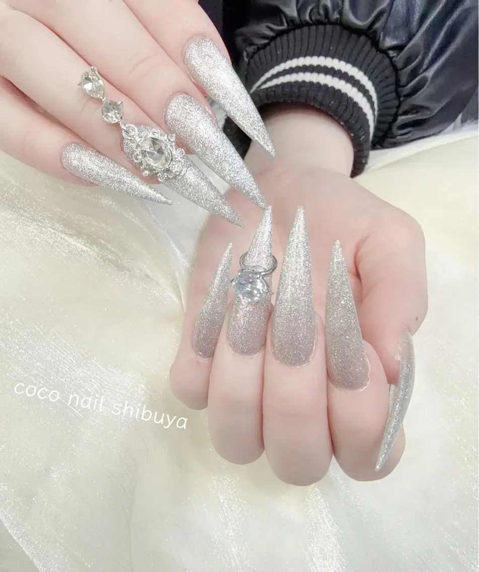 ネイル 長さ出し 韓国ネイル ロングネイル 持ち込み スーパーロングネイル ハンドネイル CoCo Nail 長さ出し専門店のネイルデザイン