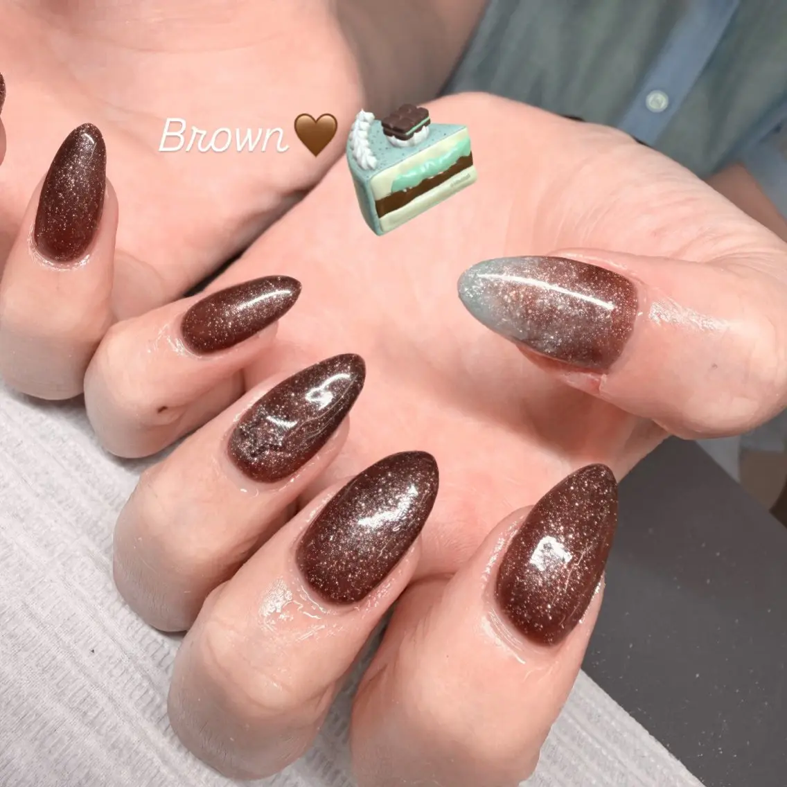 ネイル アートネイル ブラウン ラメ(グリッター) Bianca金町 KOKONAのネイルデザイン