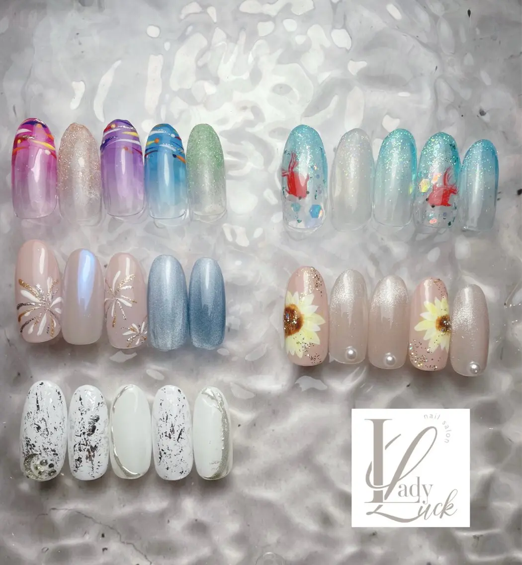 ​〜​8月まで限定‼️大人お祭りネイル💅🏻定額デザイン✨の写真