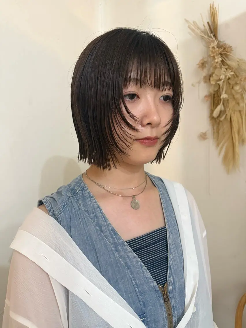 ミディアム ボブレイヤー ボブ 顔まわりレイヤー 顔周りカット レイヤーカット カット 赤瀬川 希咲のヘアスタイル