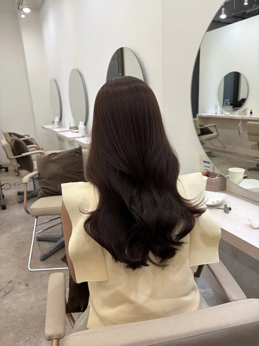 セミロング カラー カット ヘアカラー トリートメント Core　山下 このはのヘアスタイル