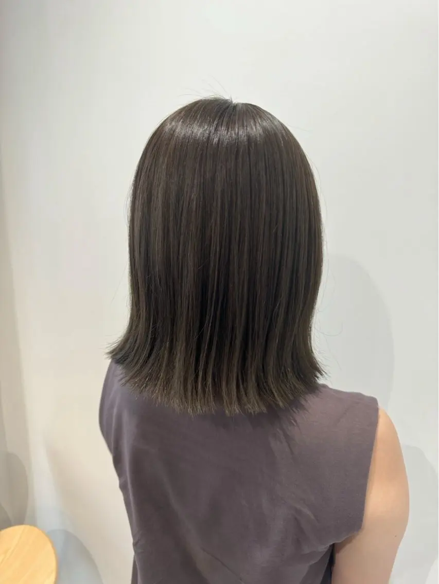 カラー 吉田 美咲のヘアスタイル