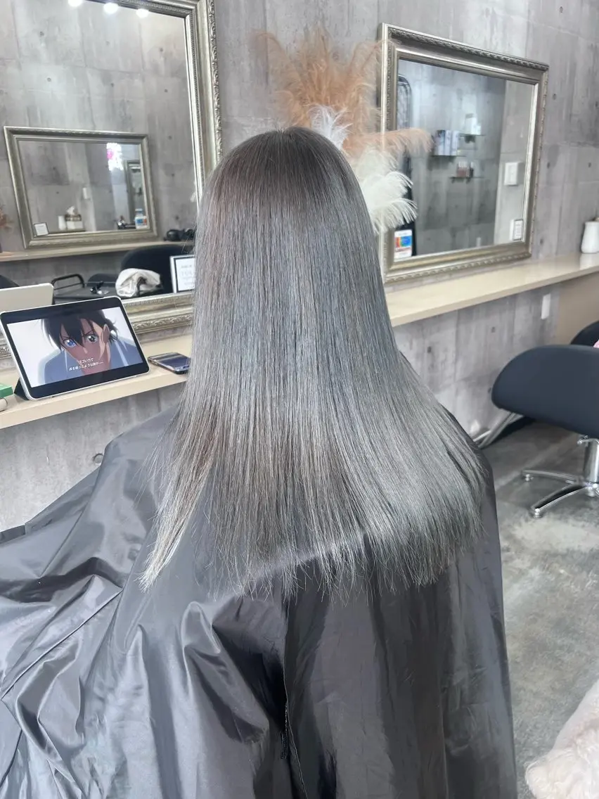 セミロング ハイライト 髪質改善 韓国風ヘア サニーサイド大名 ダブルカラー髪質改善のヘアスタイル