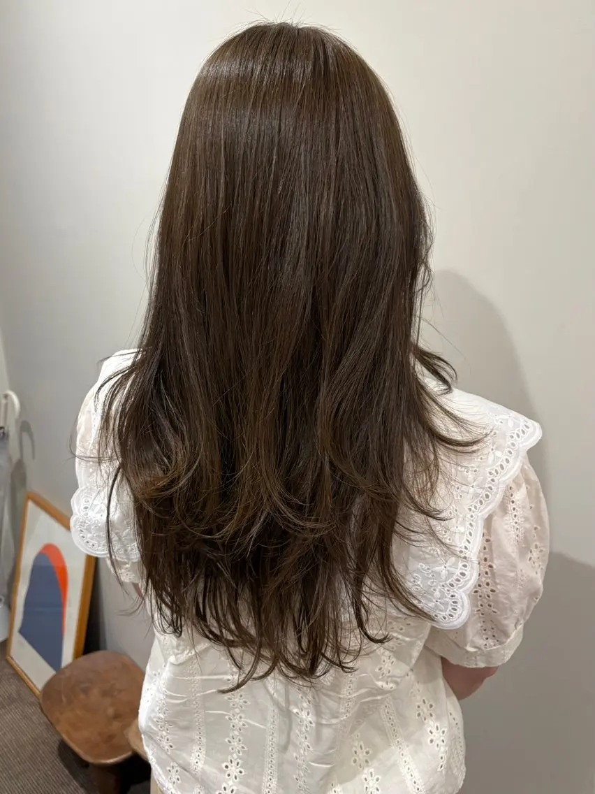 ロング カラー カット ヘアカラー yumemiレイヤー ✴︎ 透明感カラーのヘアスタイル