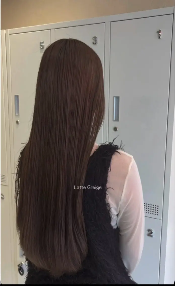 ロング カラー 透明感カラー グレージュ ヘアカラー トリートメント Koharu🍓/ 透明感カラー/艶髪のヘアスタイル