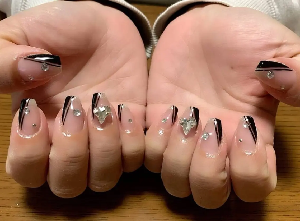ネイル ダブルフレンチ フレンチネイル MHR nailのネイルデザイン