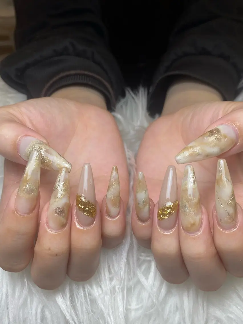ネイル チークネイル フラッシュネイル フレンチネイル ガラスフレンチ キラキラネイル ハンドネイル ハンドケア REI NAILS SALONのネイルデザイン