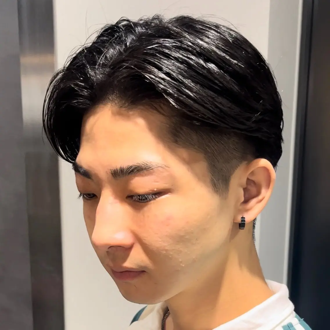 ショート カラー パーマ メンズ ニュアンスパーマ センターパート マスターかずまのヘアスタイル