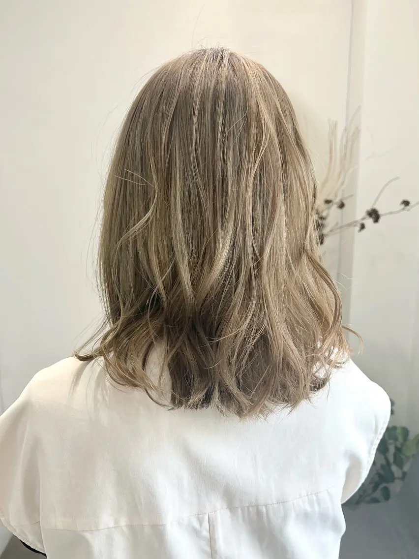 ミディアム カット ヘアカラー トリートメント ROCCAhair 瞭汰のヘアスタイル
