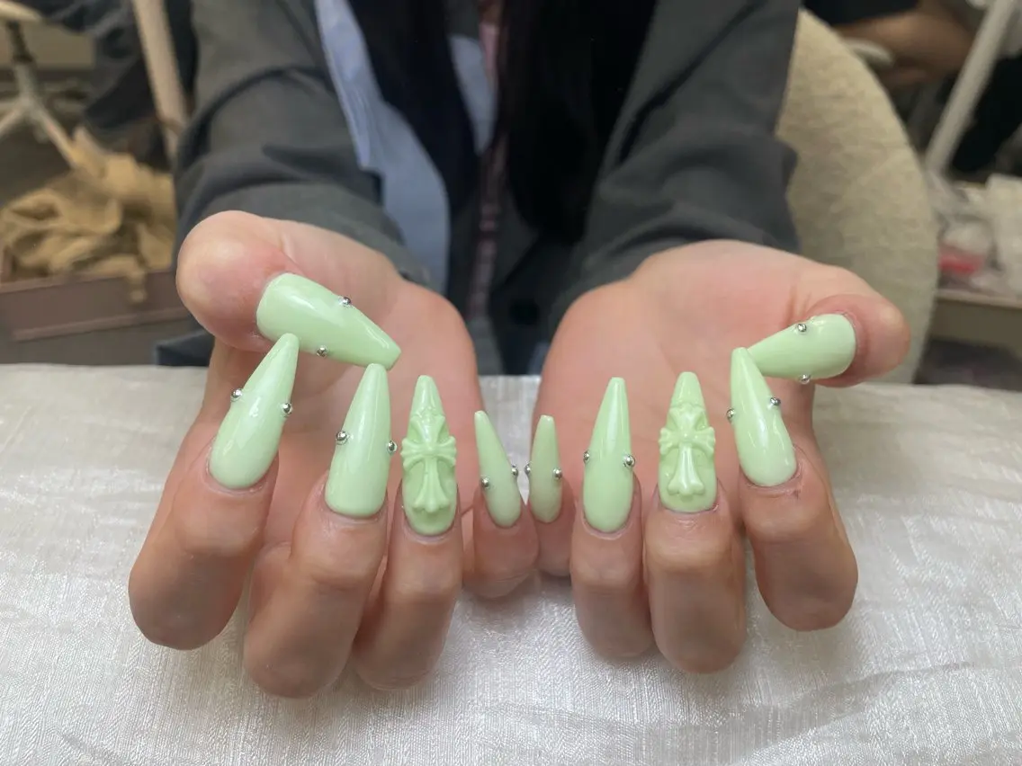 ネイル フレンチネイル ジェルネイル ガーリー 韓国ネイル ロングネイル ハンドネイル ミ ミのネイルデザイン