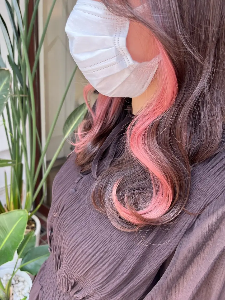 セミロング カラー インナーカラー 🫧ハイトーン/ ブリーチ🫧白石航汰のヘアスタイル