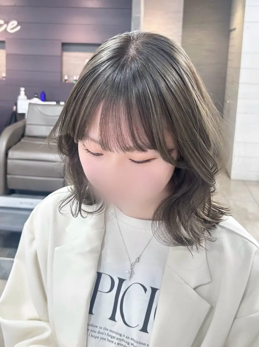 ミディアム カット ヘアカラー 🫧艶髪カラー🫧 森本くるみのヘアスタイル