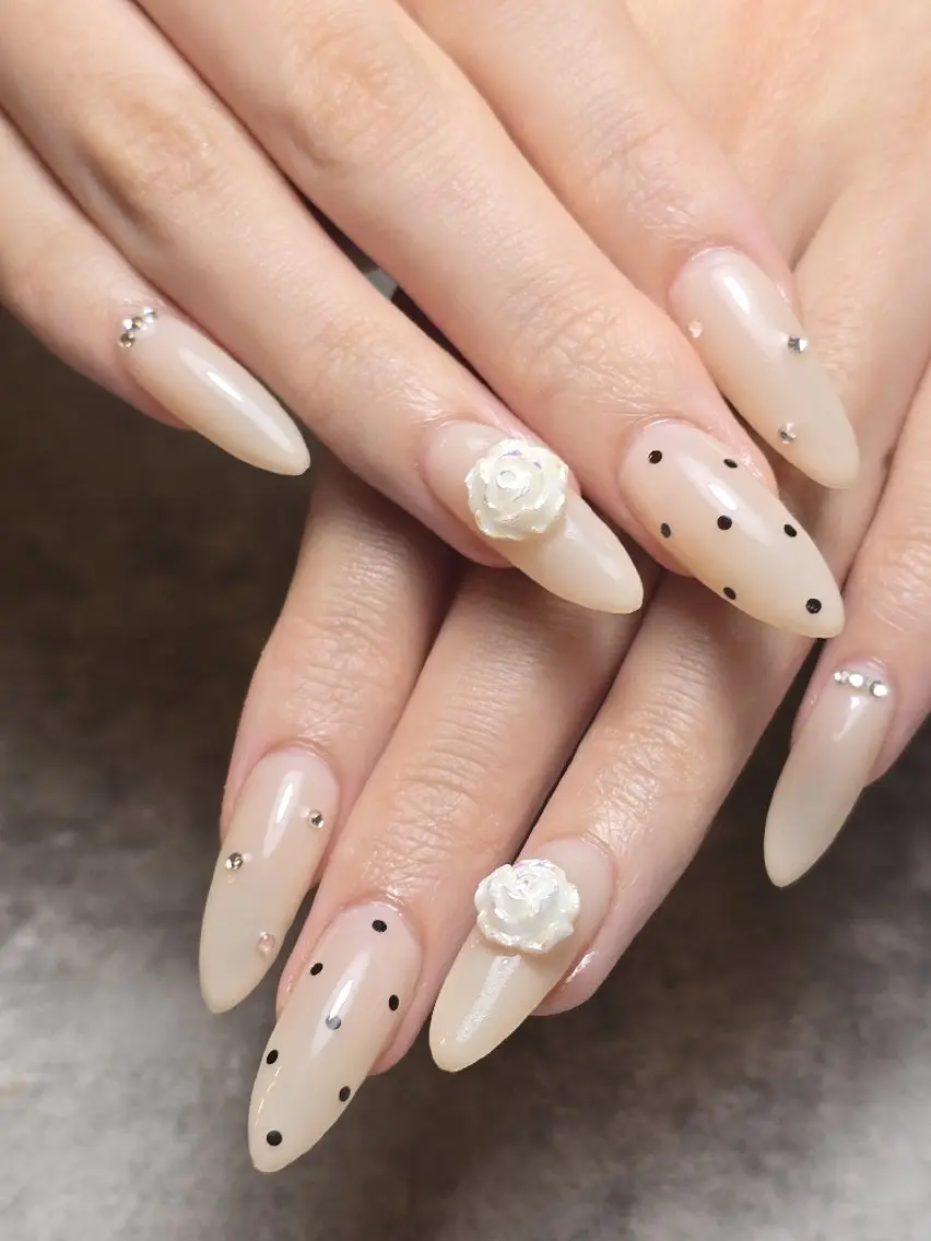 セミロング NailsalonR Kiyomiのネイルデザイン