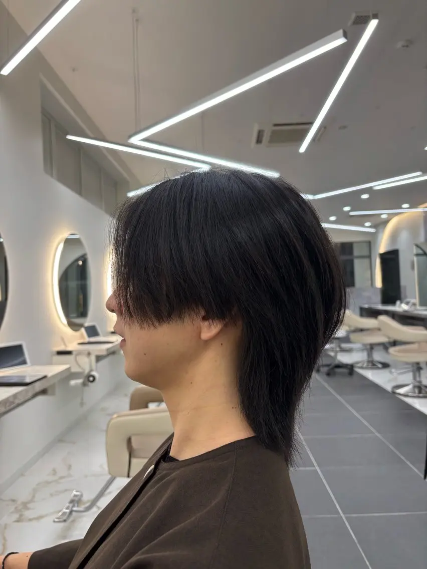 メンズ メンズウルフカット ウルフカット カット しんさか れいとのヘアスタイル