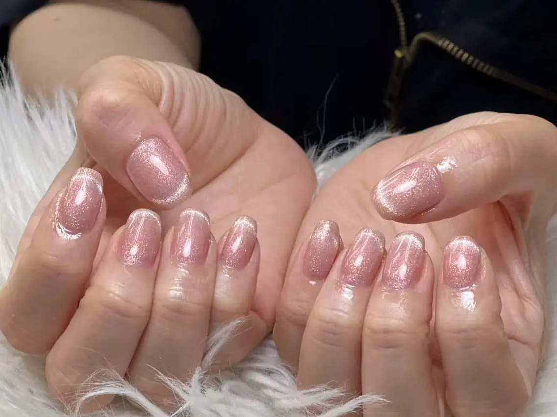 メンズ ネイル アートネイル フレンチネイル ジェルネイル キラキラネイル パラジェル ハンドネイル Bloom スカルプ専門店のネイルデザイン
