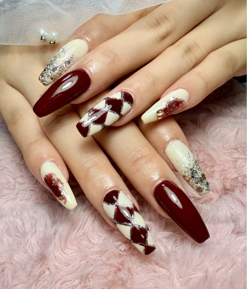 ネイル アニマル柄 アートネイル チークネイル 氷ネイル・うるうるネイル キラキラネイル Mai’s nailのネイルデザイン