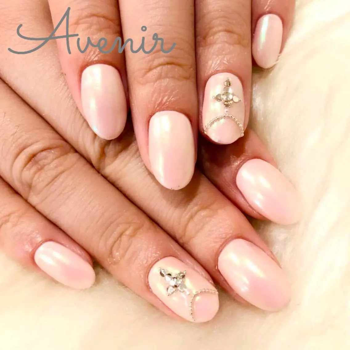 ネイル Avenir 表参道 nail&eye予約のネイルデザイン