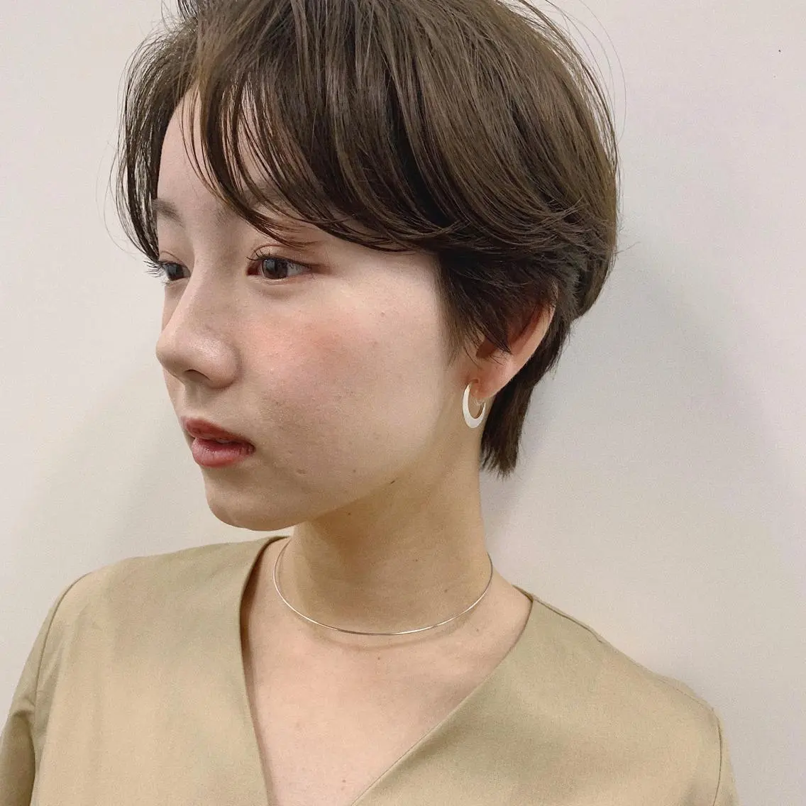 ショート カラー パーマ ヘアアレンジ ハンサムショート ショートヘア 小顔カット カット ヘアセット 松田 亮葉のヘアスタイル
