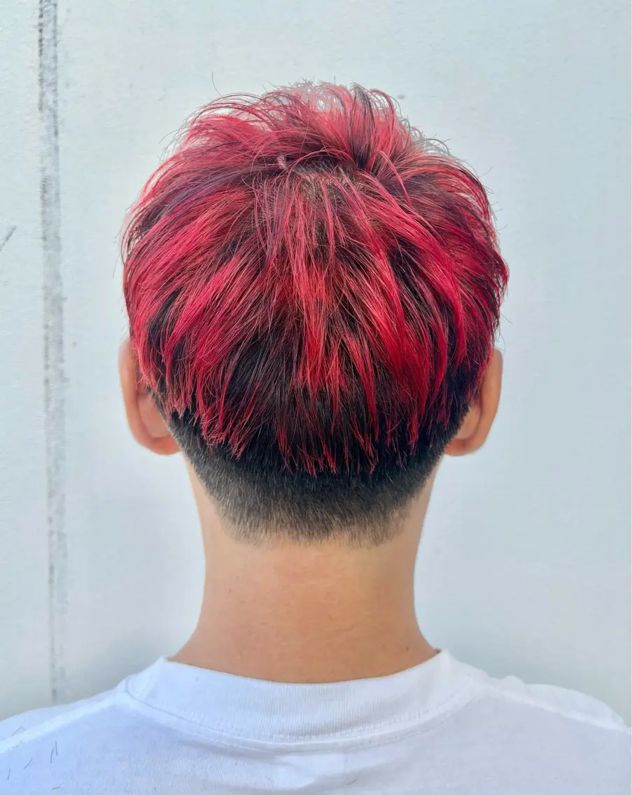 ショート カラー ヘアカラー 派手髪デザインカラー ヒロカのヘアスタイル