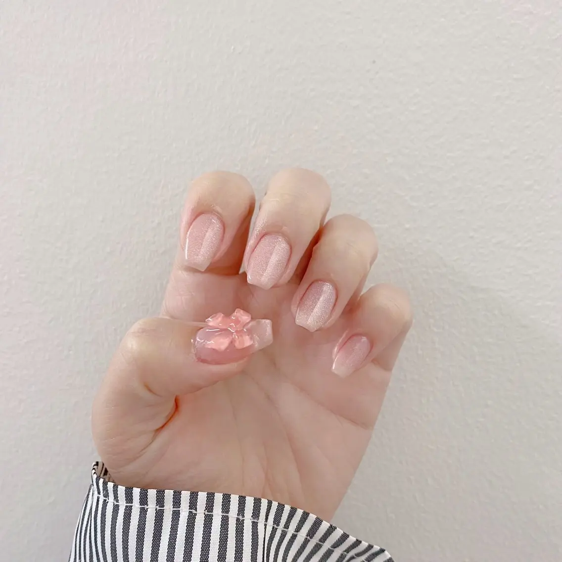 ネイル ハンドネイル 【LILY】 ainaのネイルデザイン