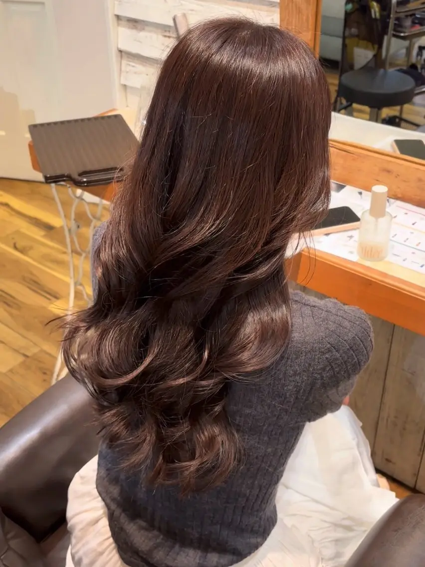 ロング カラー ブリーチ ブラウンカラー マロンブラウン ブリーチなしカラー 髪質改善 カット ヘアカラー トリートメント &.TIGRE 越冨 レイヤー/顔周り特化のヘアスタイル