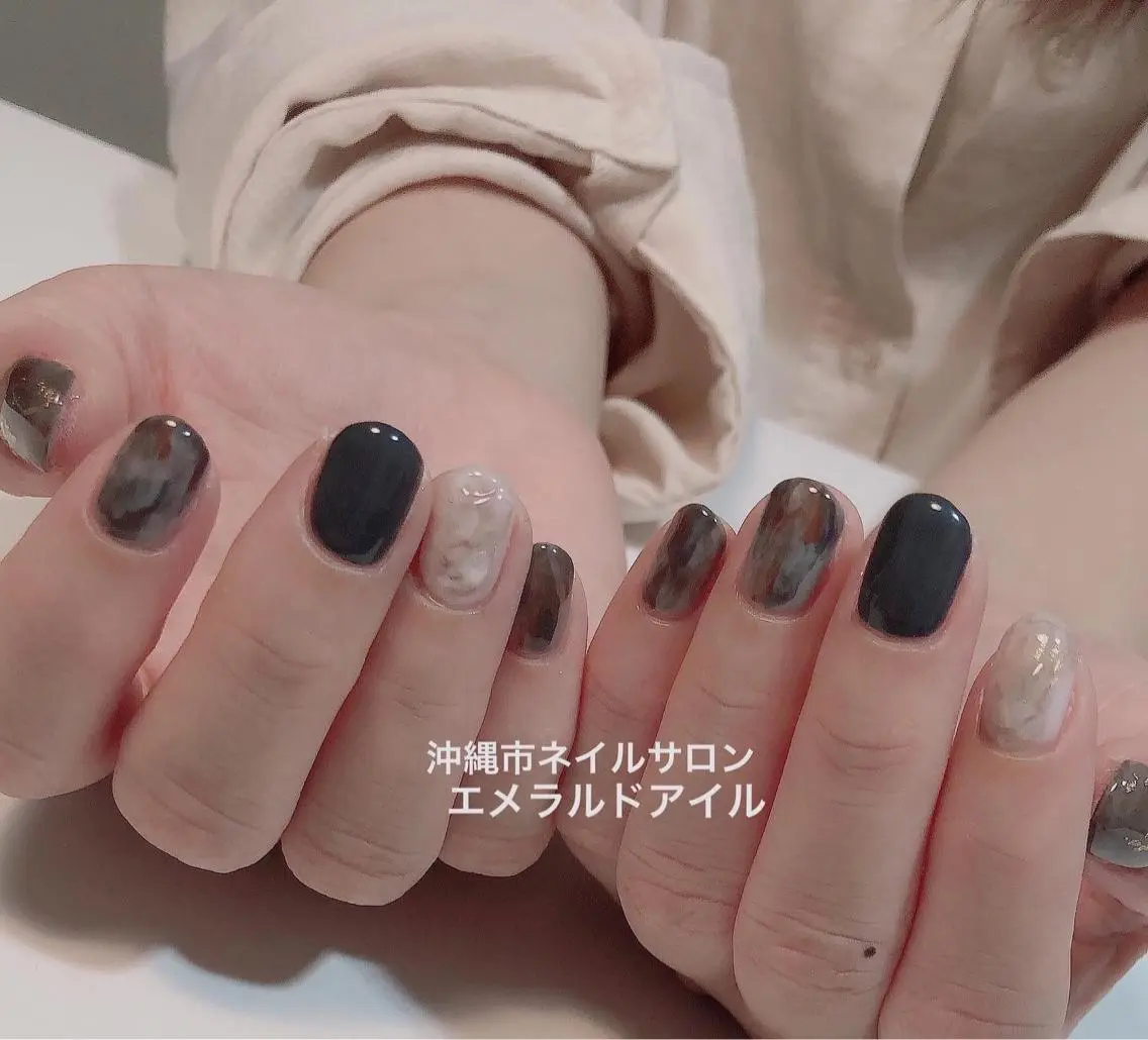 ネイル ニュアンスネイル 沖縄市ネイルサロン エメラルドアイルのネイルデザイン