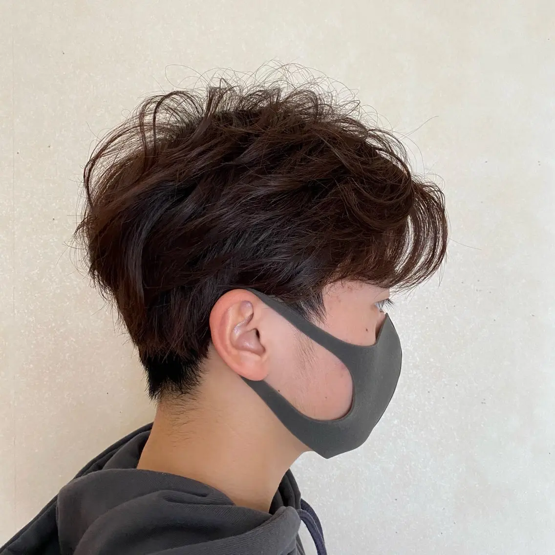 メンズ tote. 成瀬晃のヘアスタイル