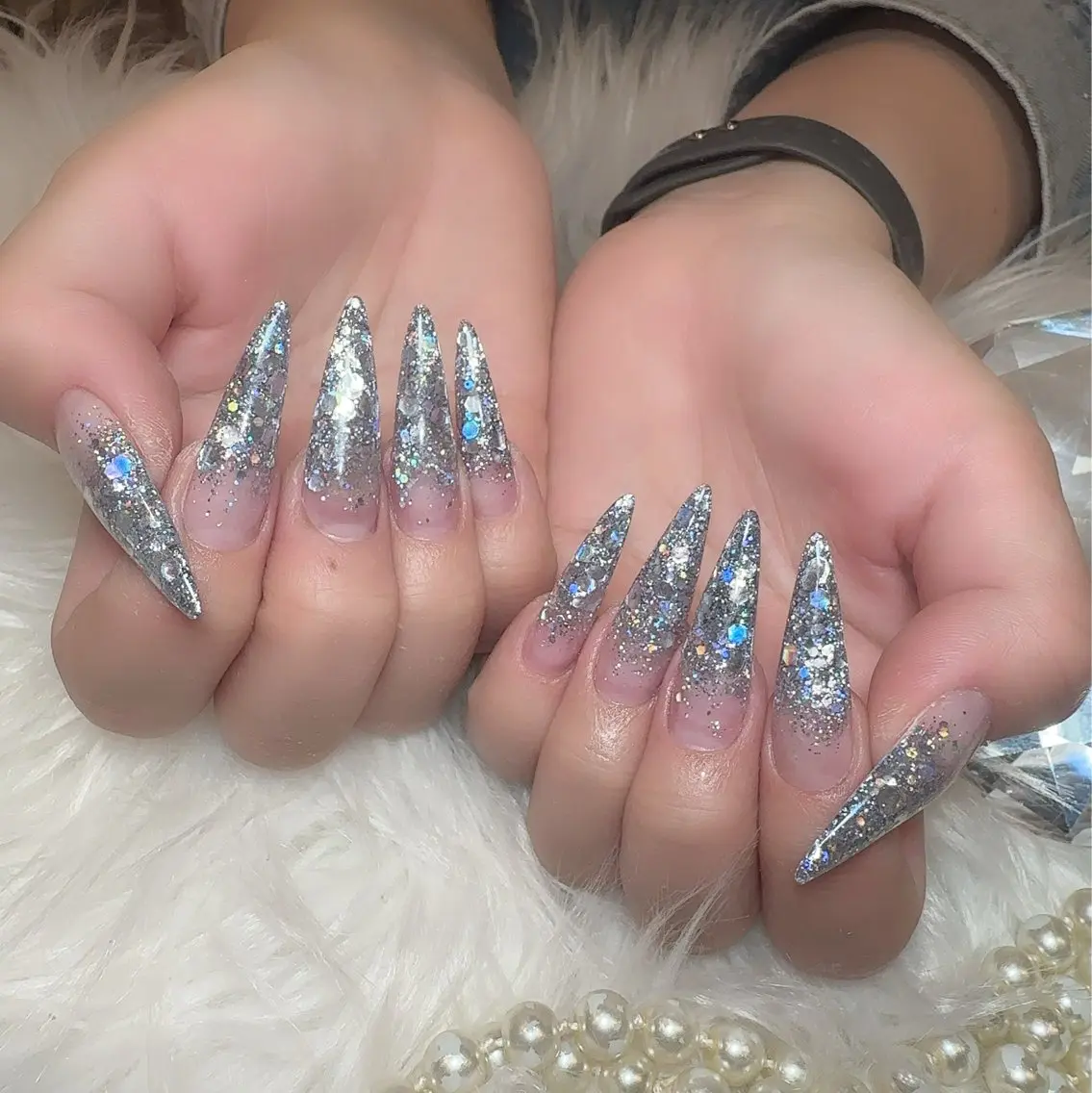 ネイル ロングネイル EMU NAILのネイルデザイン